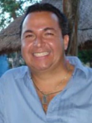 Roberto Molina