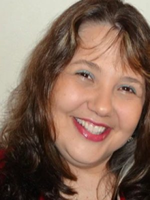 Aline Ghezzi