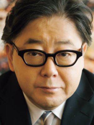 Yasushi Akimoto